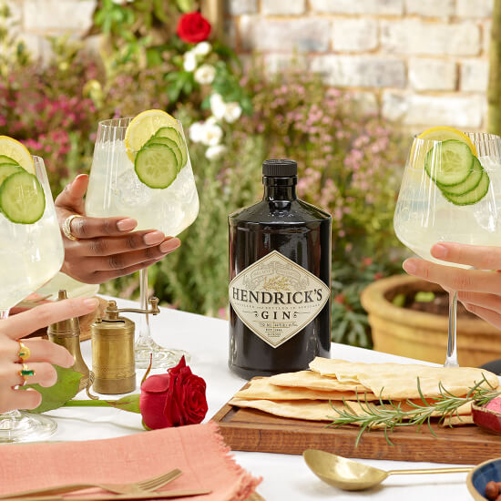 Hendrick's Gin feiert am 14. Juni den Welt-Gurkentag (c) William Grant & Sons