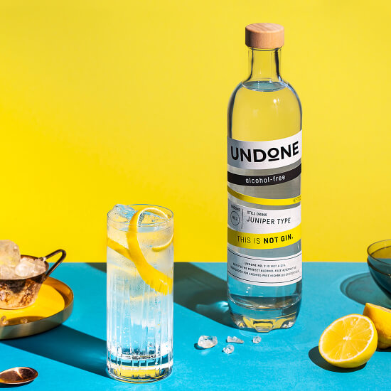 Undone NO. 2 Juniper Type 0,7l Flasche - THIS IS NOT GIN