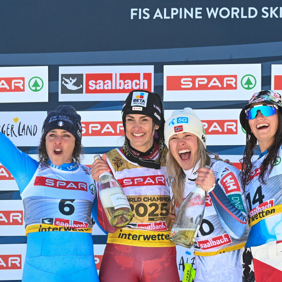 Ski-Stars feiern mit Schlumberger