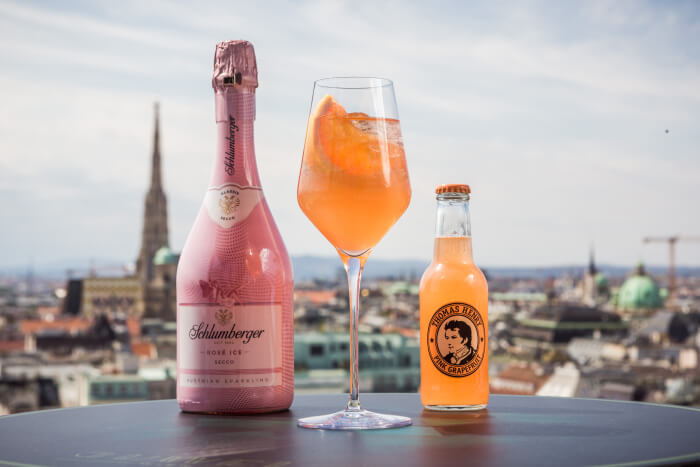 Schlumberger Rosé Ice Secco als Pink Spritz Cocktail mit Thomas Henry Pink Grapefruit
